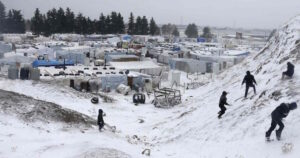 Syrian-refugee-camp-in-th-014