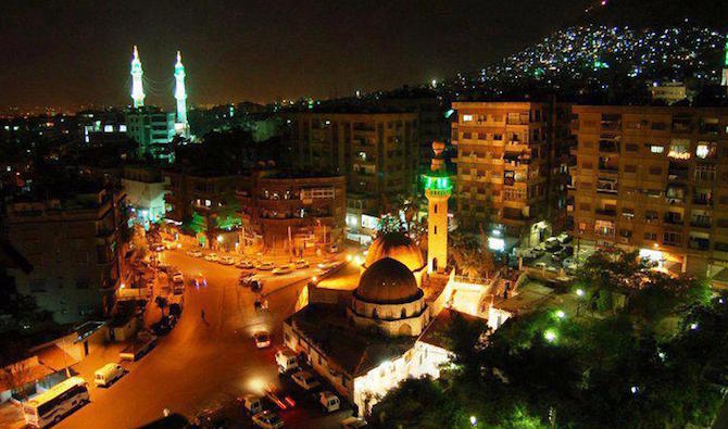  ساحة شمدين بدمشق / موقع نسيم الشام.
