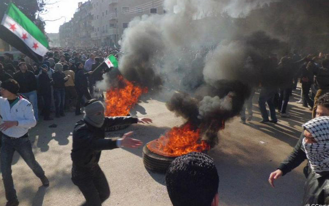  مظاهرات في داريا. شباط 2012- AP
